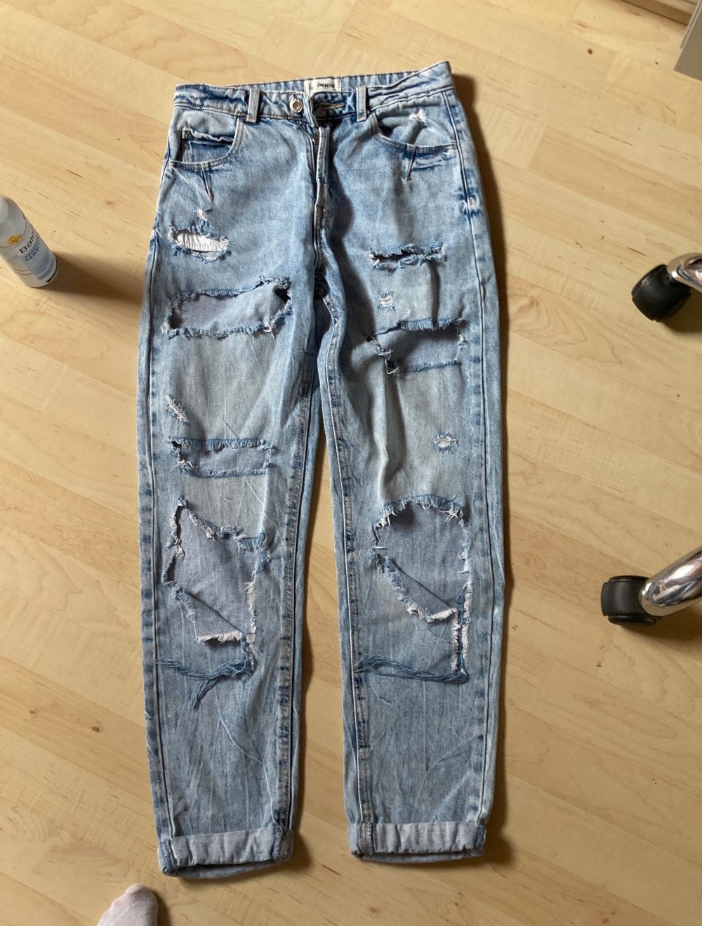 jeans