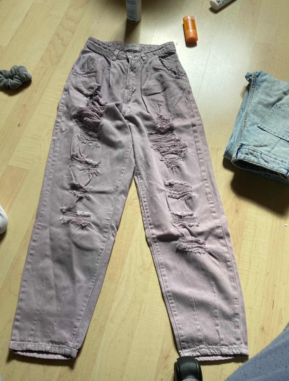 jeans