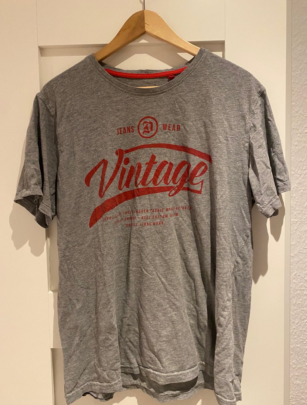 t-Shirt