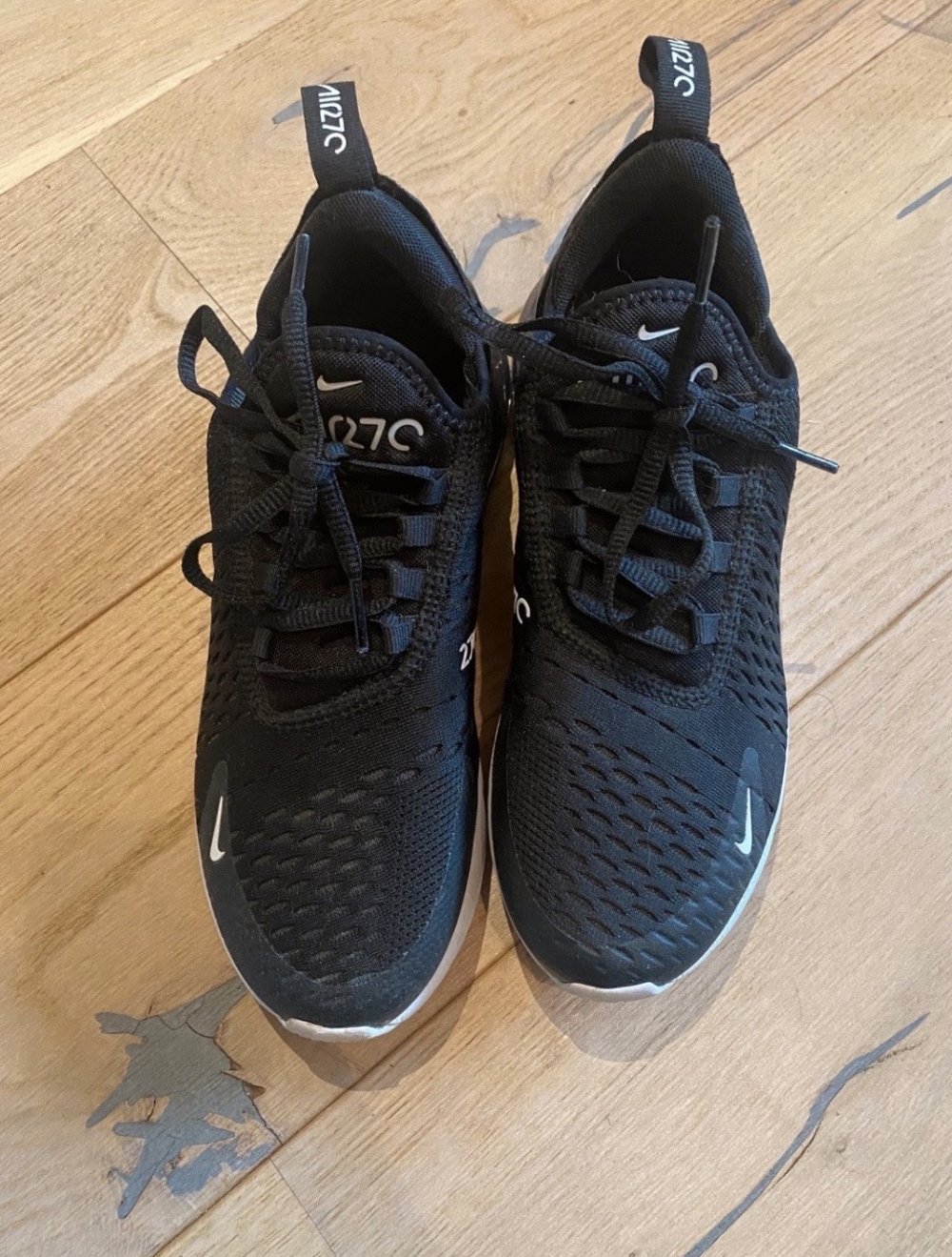 Nike Air 27C
