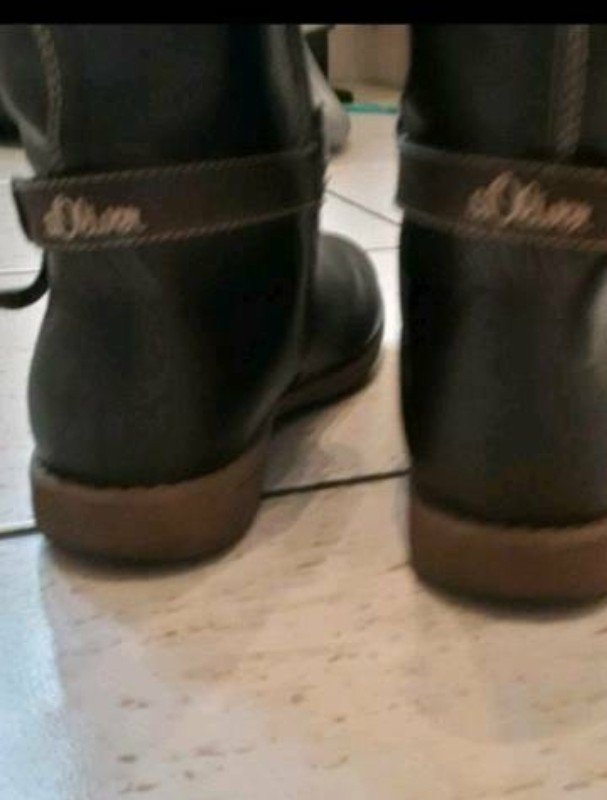 neuwertige Stiefel von S-Oliver Gr 39 Braun gefüttert