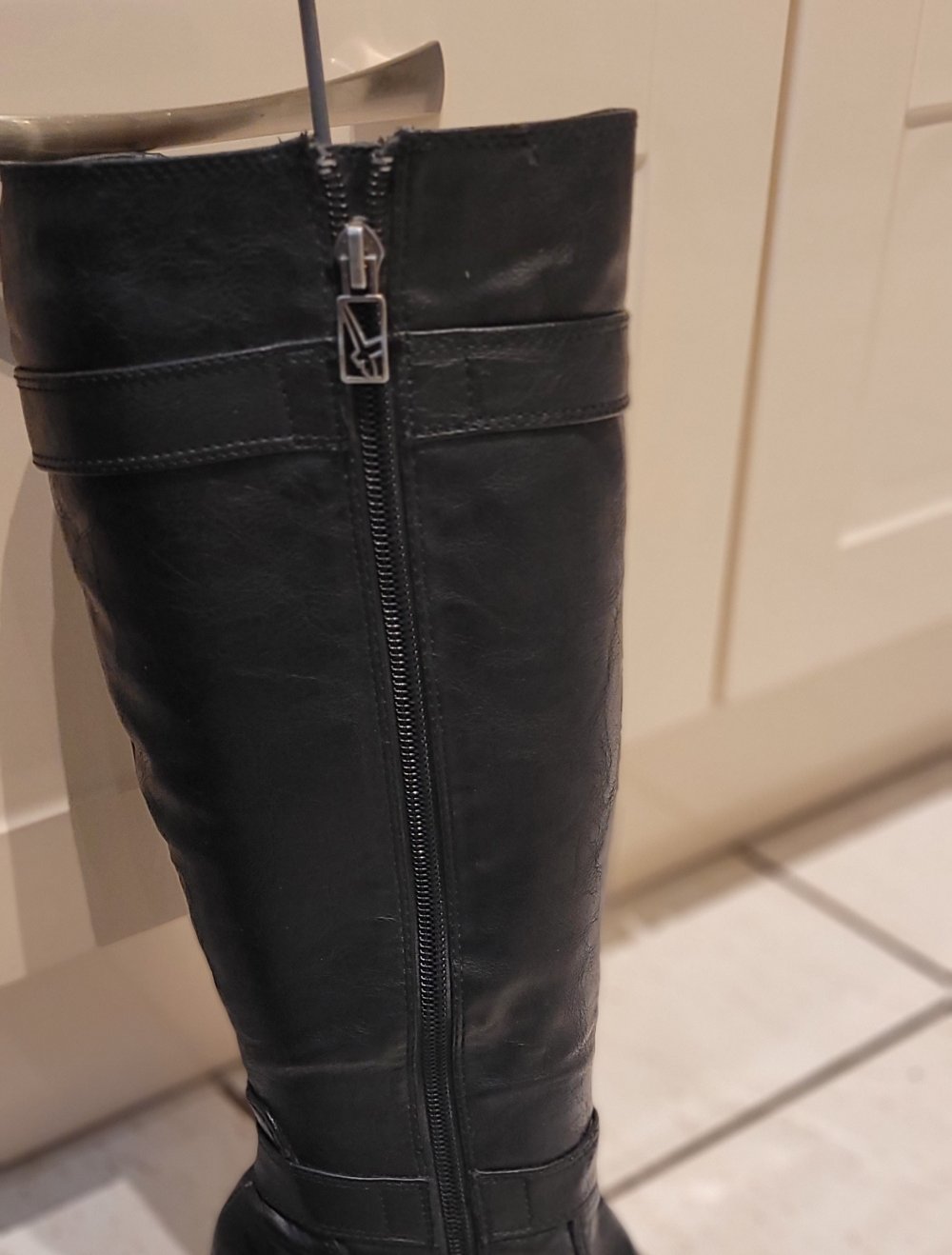 tolle Stiefel von Tamaris Gr 38 schwarz
