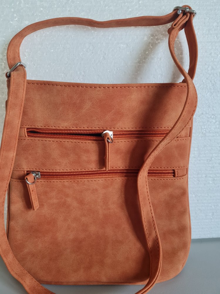 Umhänge/ Schultertasche mit Reissverschluss