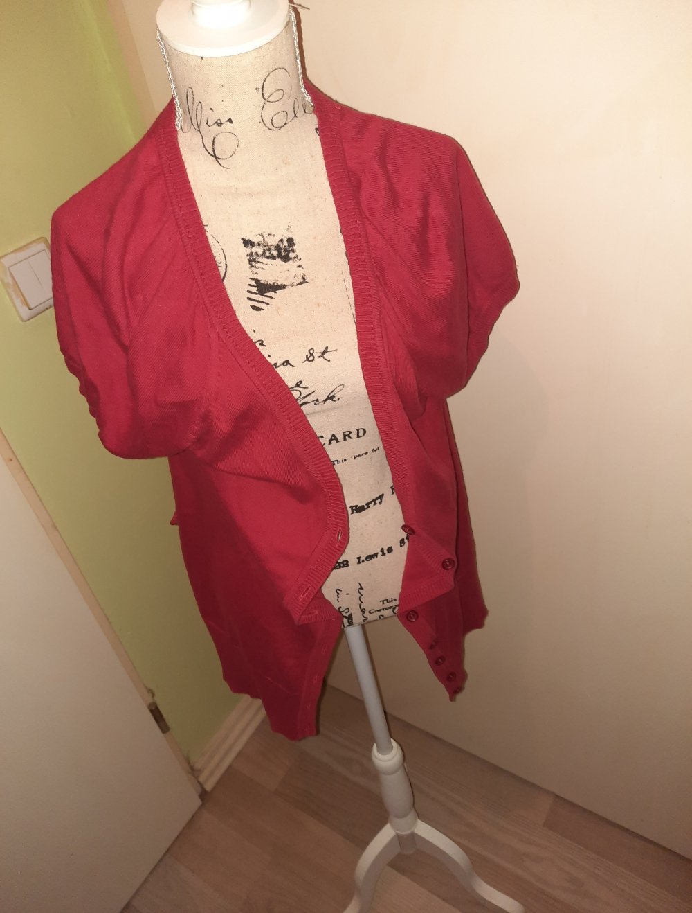 Strickjacke mit kurzen Armen