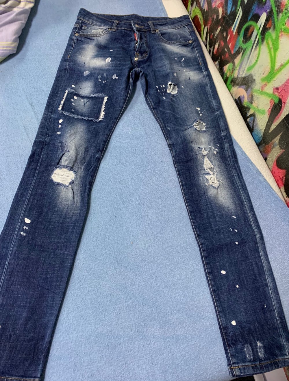 jeans