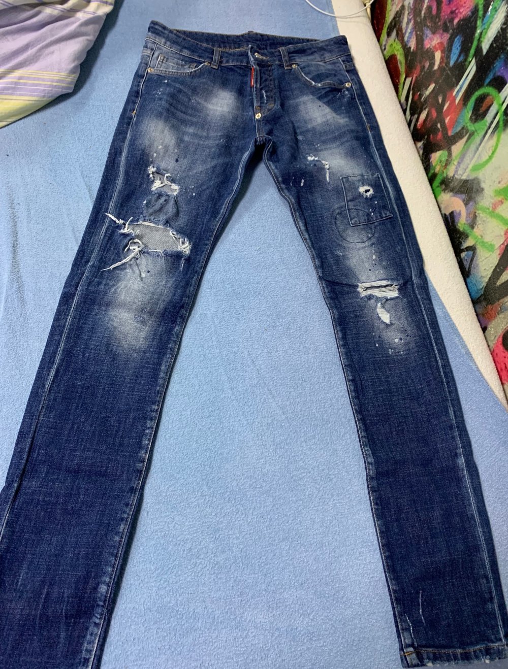 jeans