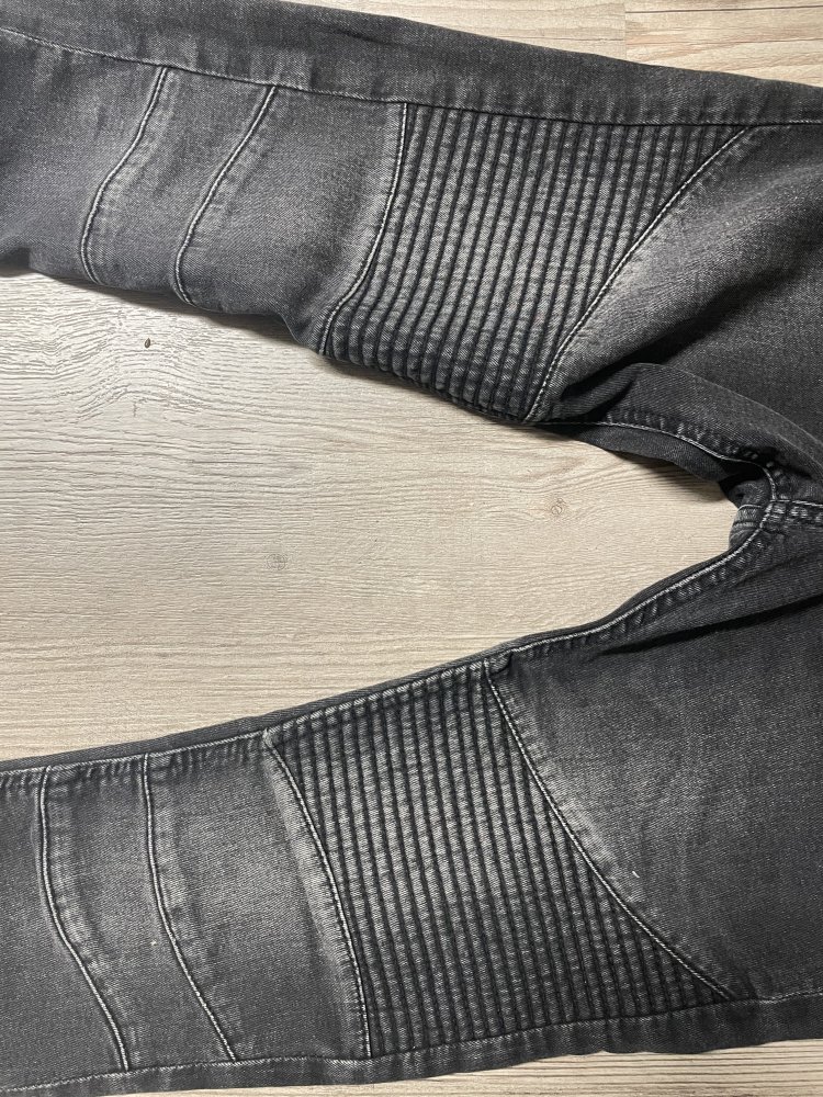 H&M Skinny Jeans Schwarz