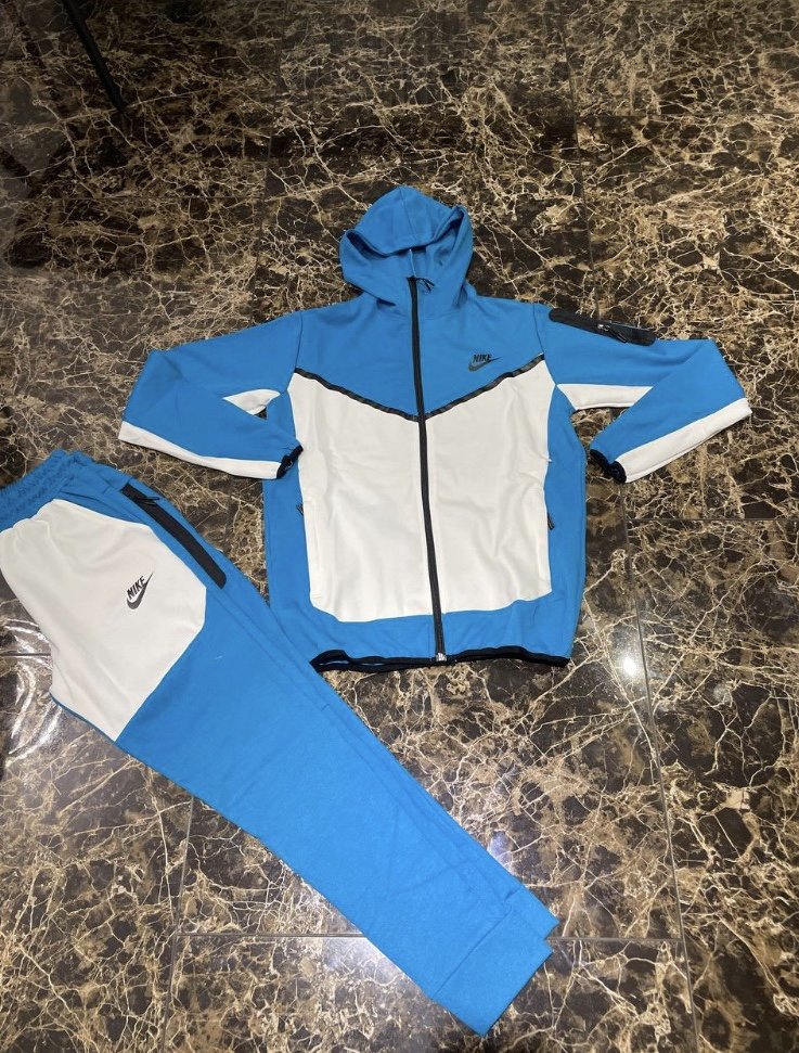 Nike tech fleece anzug