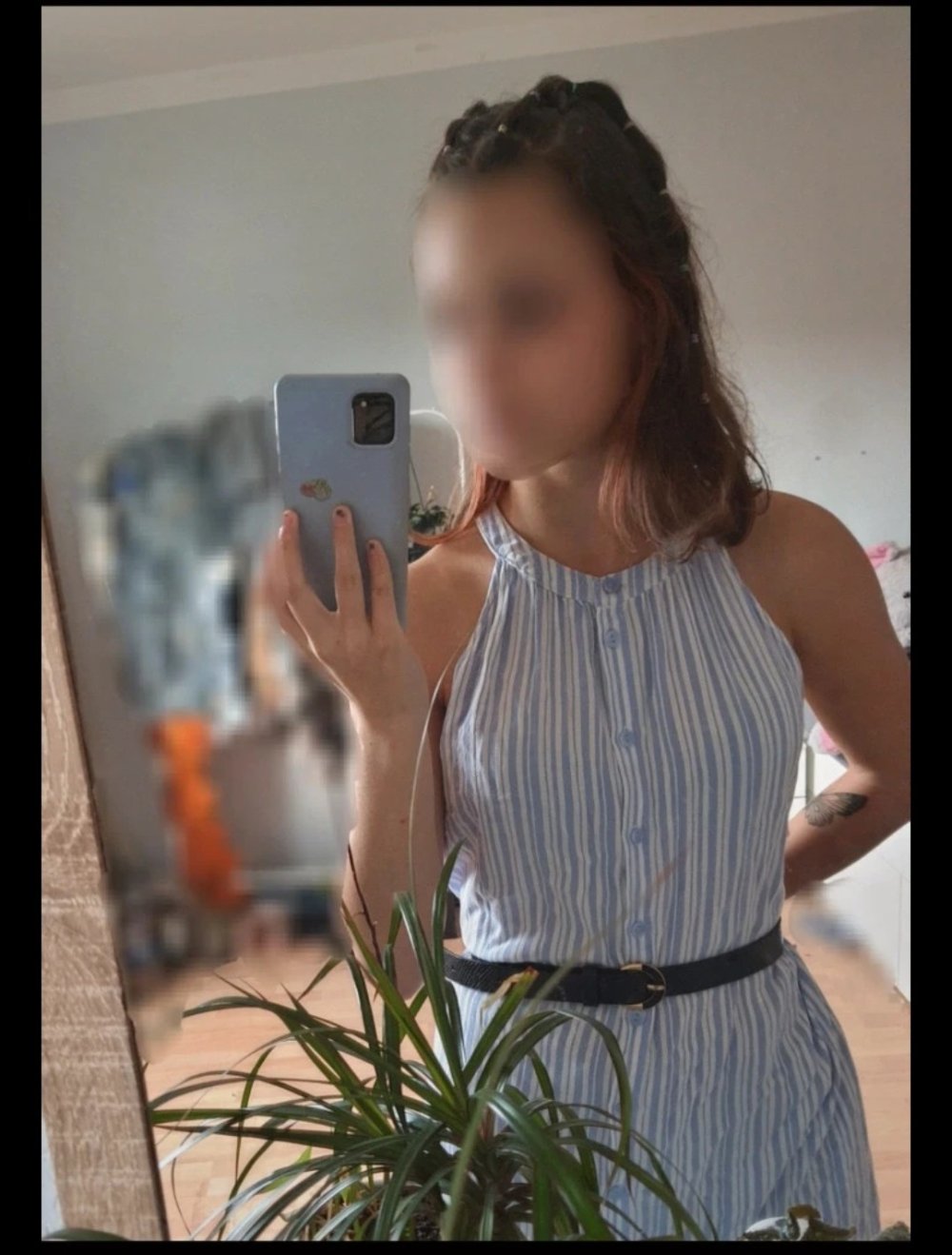 schulterfreies Kleid