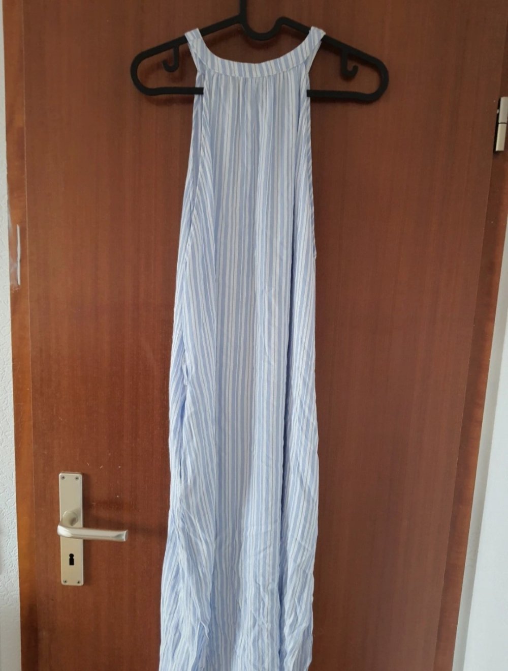 schulterfreies Kleid