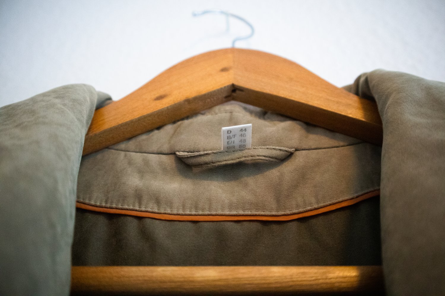 Herbstjacke, Übergangsjacke, Damenjacke in Oliv -Brauntönen
