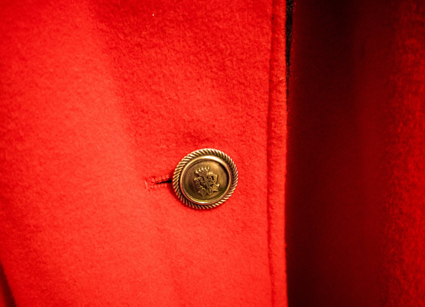 Wunderschöner roter Kaschmirmantel, roter Mantel, Kaschmir