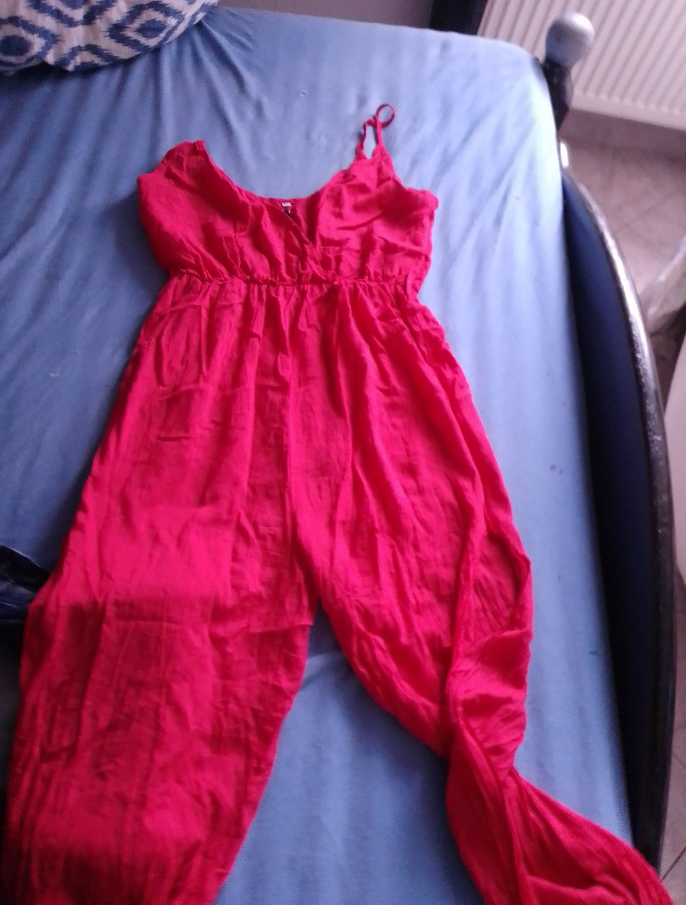 Jumpsuits in Rot