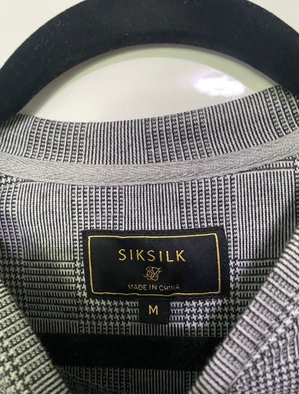 SikSilk Sweater in grau mit schwarzen Streifen