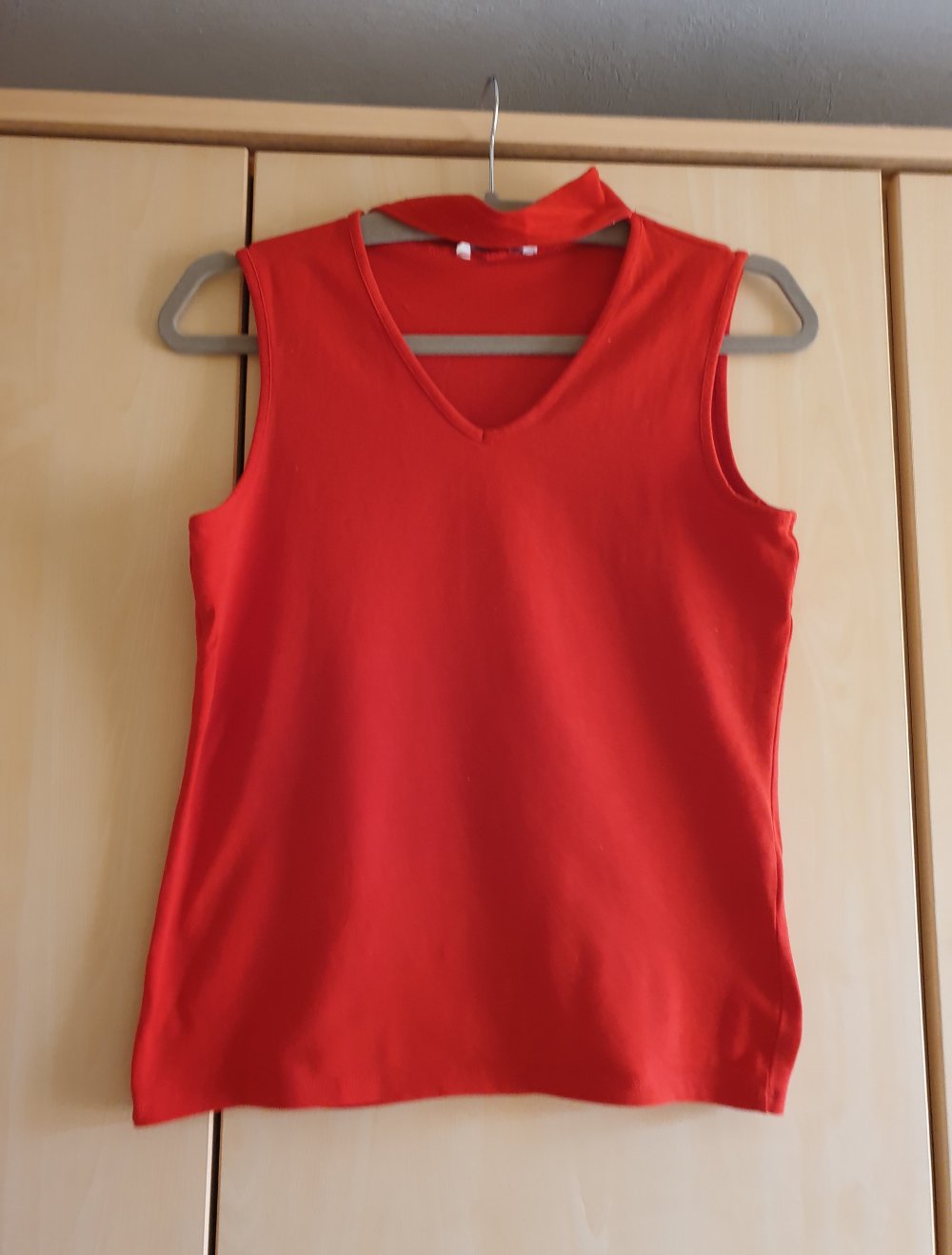 Rotes Top Größe S