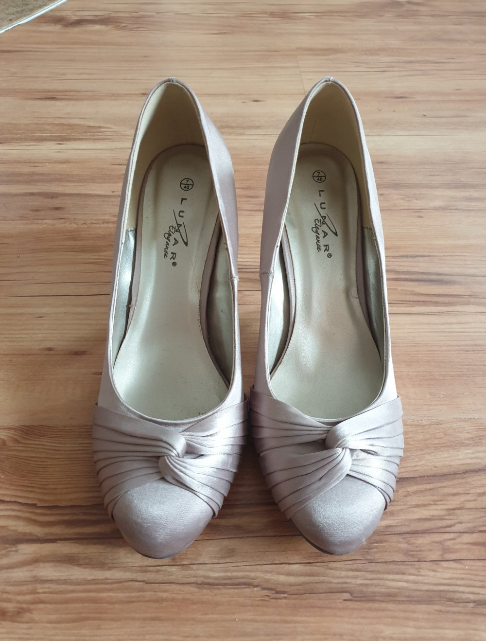Pumps taupe Größe 40