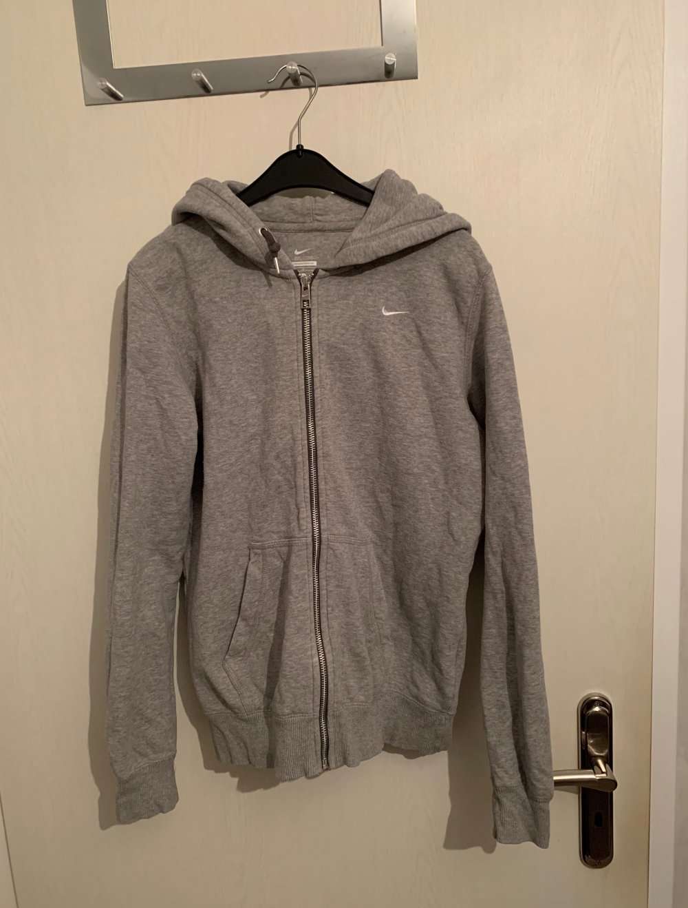 Nike Strickjacke Gr. M wie Neu NP 75€ grau