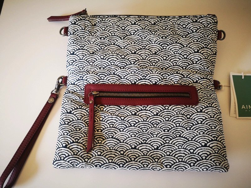 Aimi Umhänge Tasche Clutch Japan burgunder rot Herbst Leder