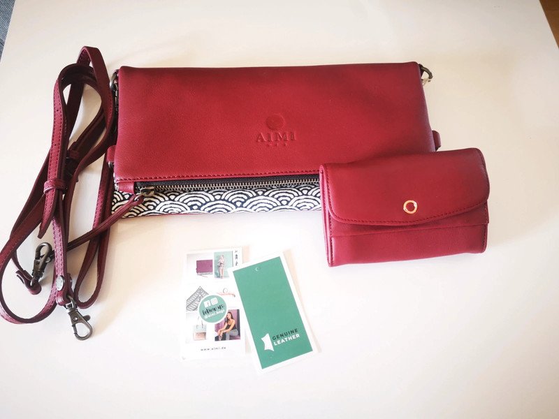 Aimi Umhänge Tasche Clutch Japan burgunder rot Herbst Leder