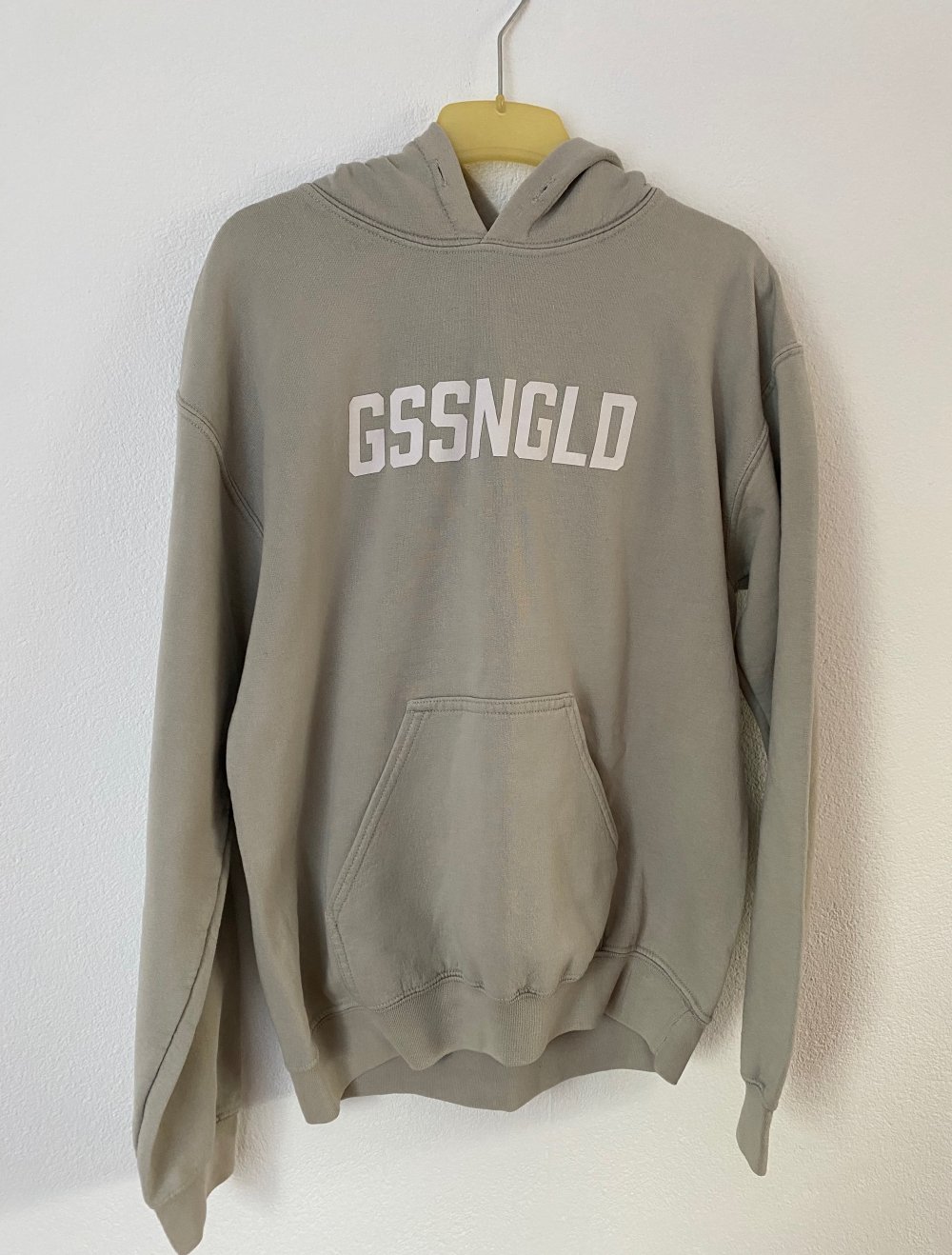 Beiger Pulli