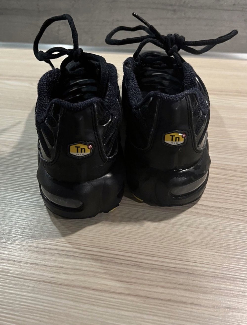 Nike TNs