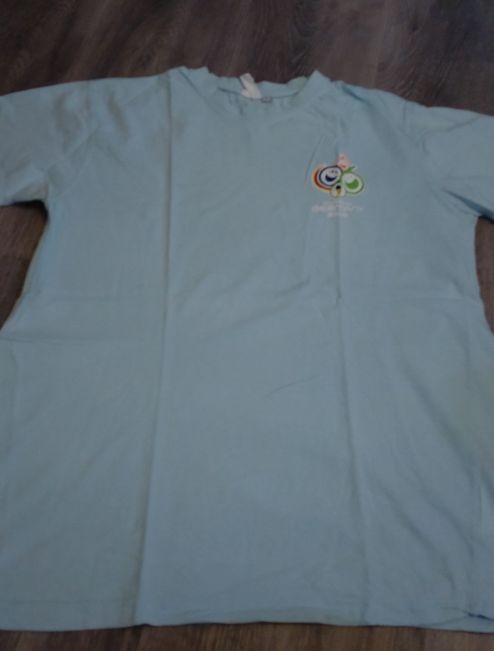 T-Shirt in hellblau