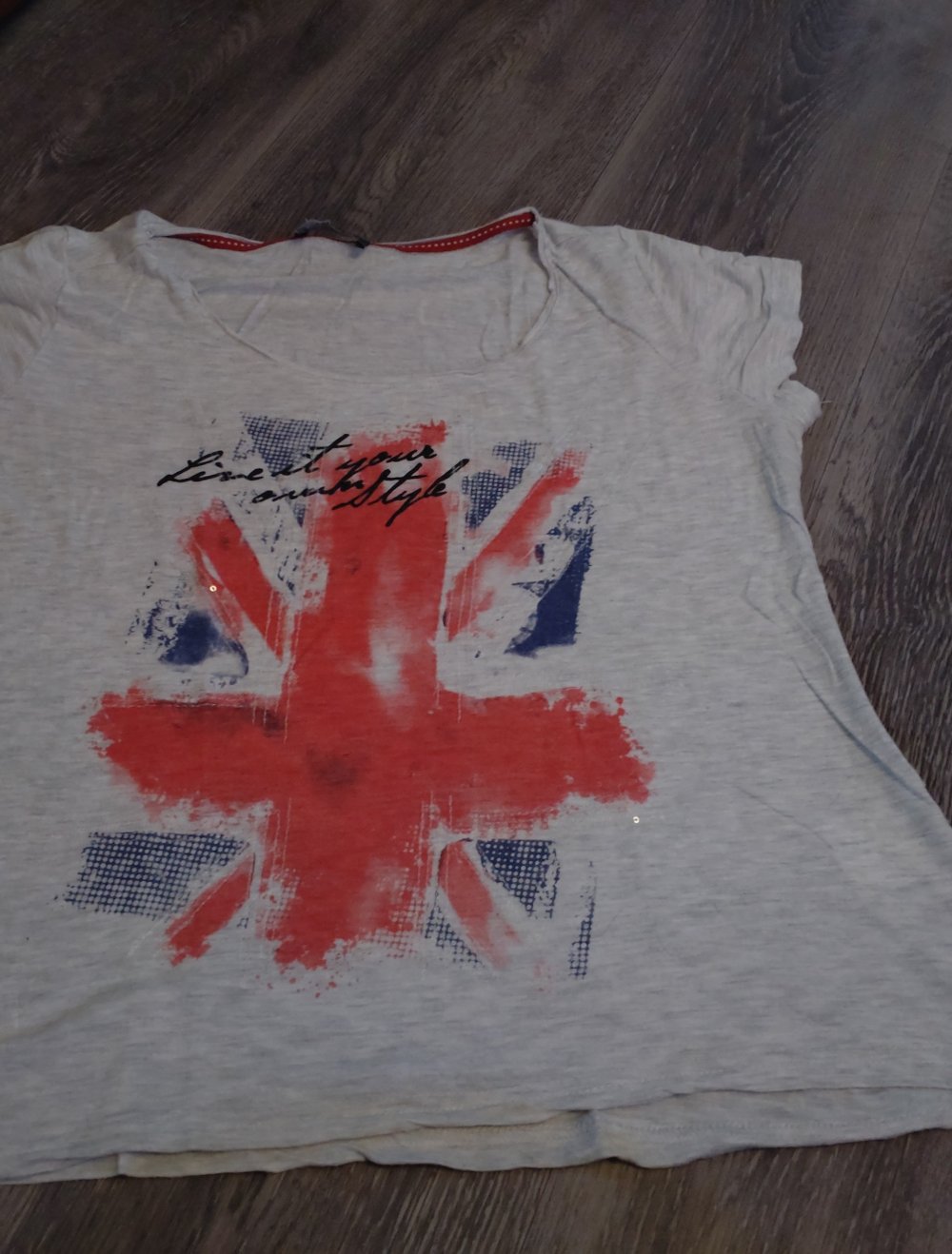 Yessica T-Shirt