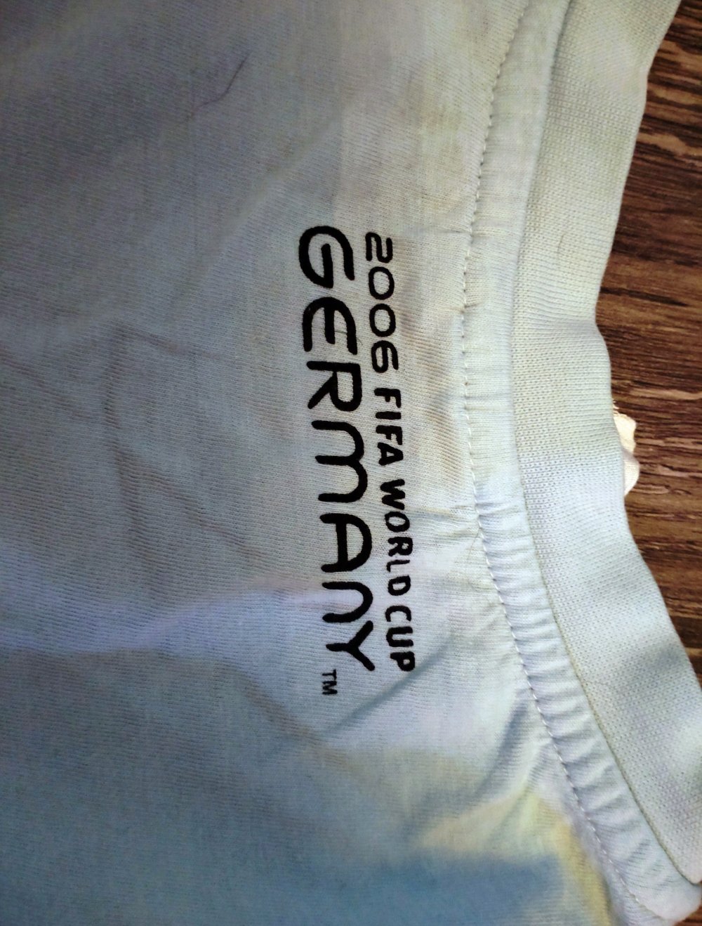 T-Shirt in hellblau
