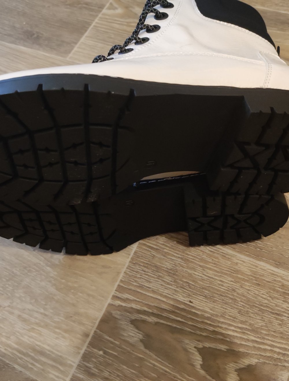 Damen Boots