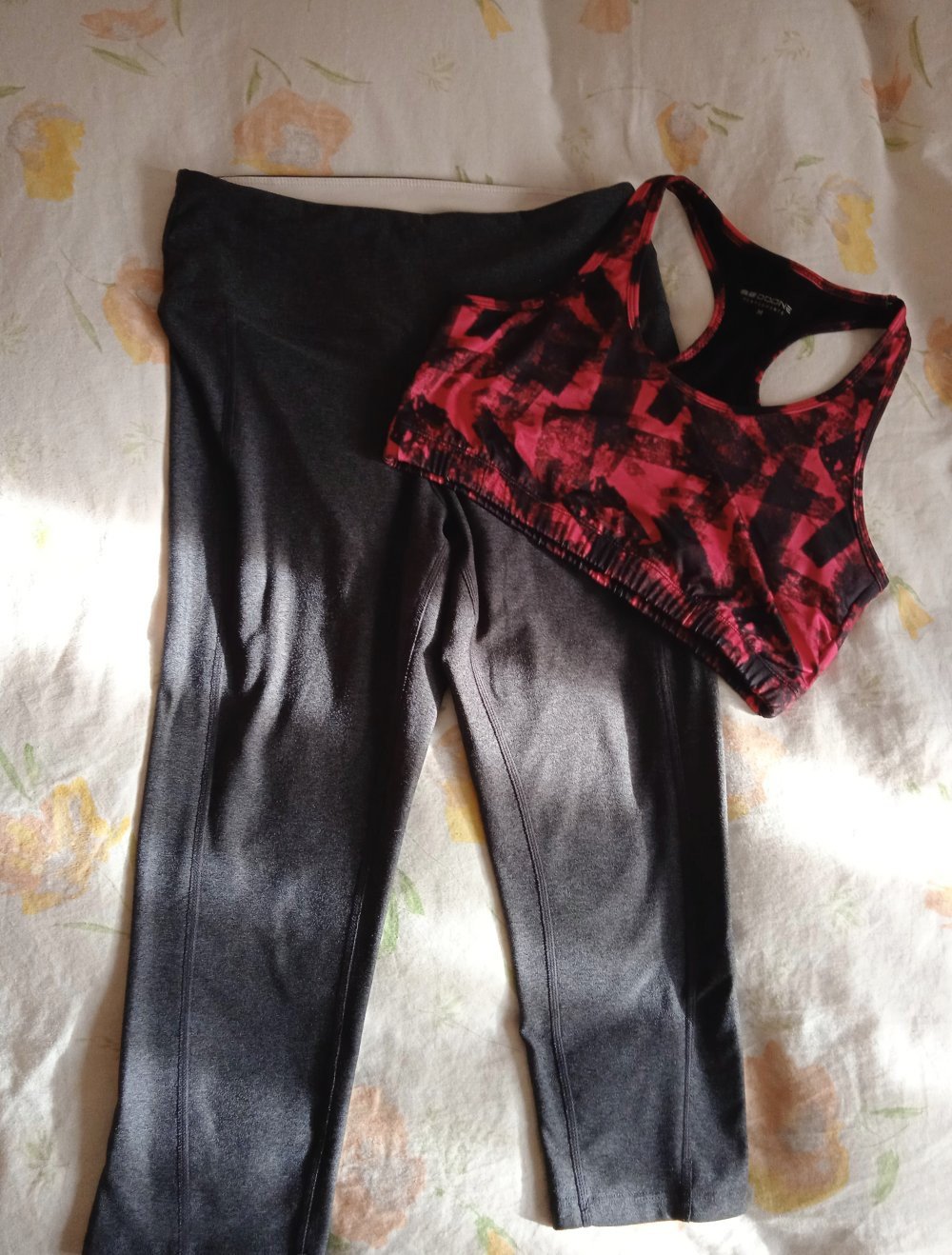 Sport Leggings H€M + Top für Fitness