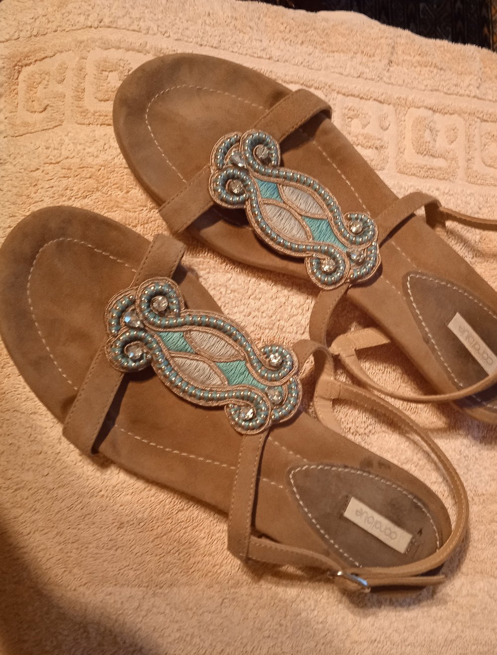 Verkaufe schöne Sandalen