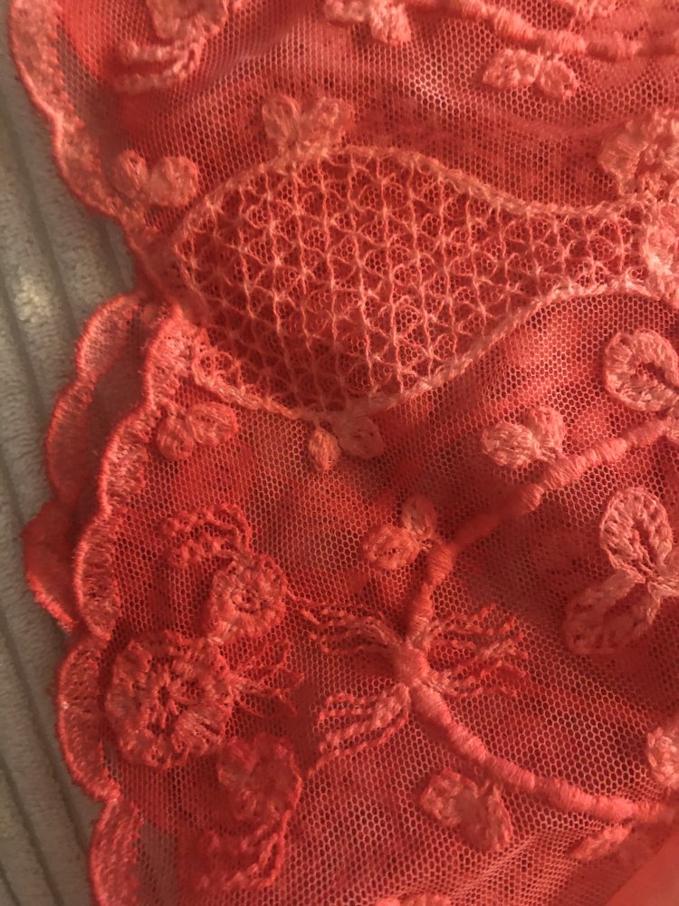 Wunderschöne Bluse von Tredy in Gr. 40-44