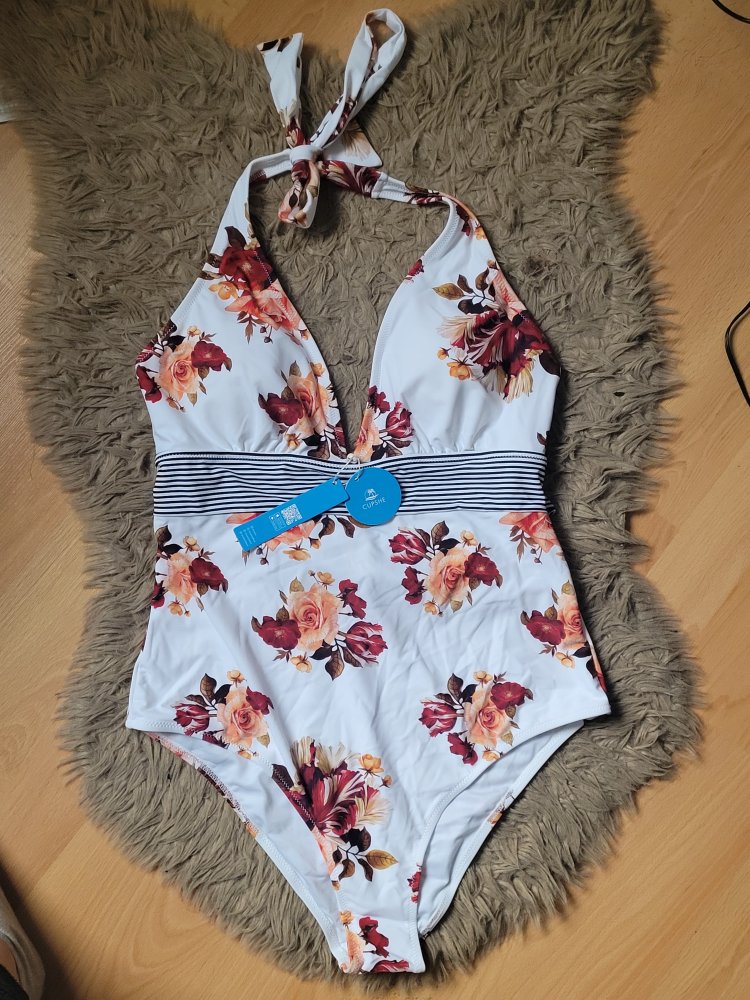Badeanzug xl neu