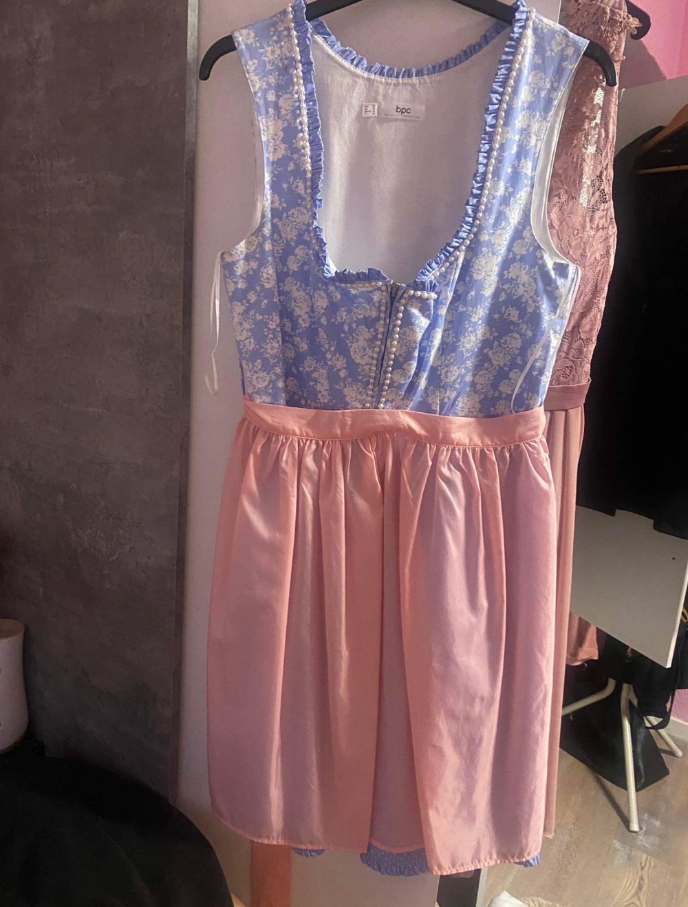 Dirndl