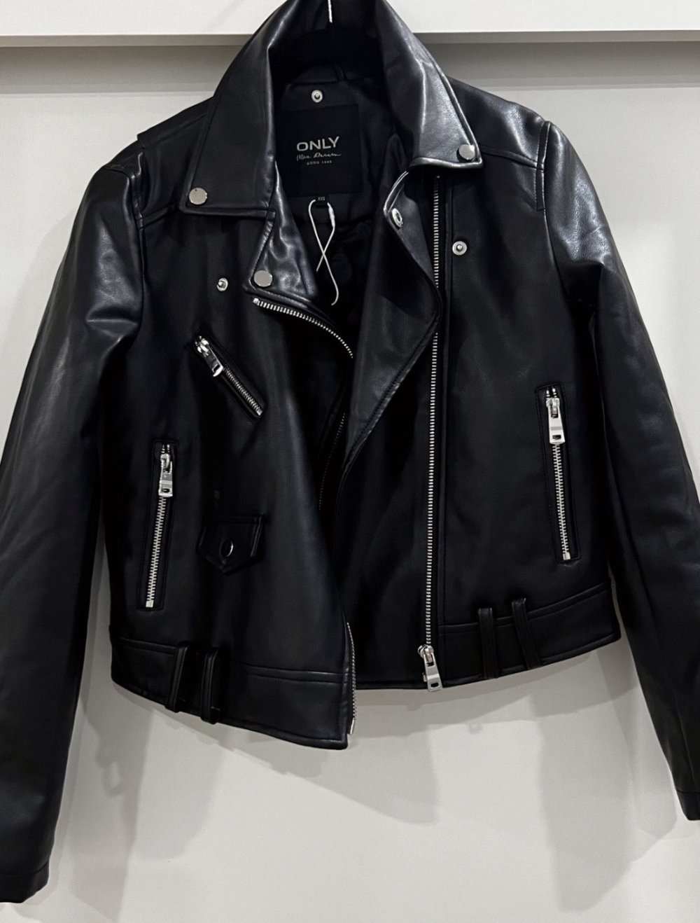 only Kunstlederjacke gefüttert  neu xxs