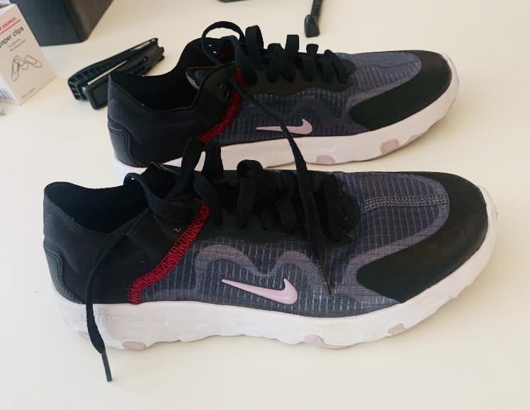 NEU! Nike Sportschuh für Damen