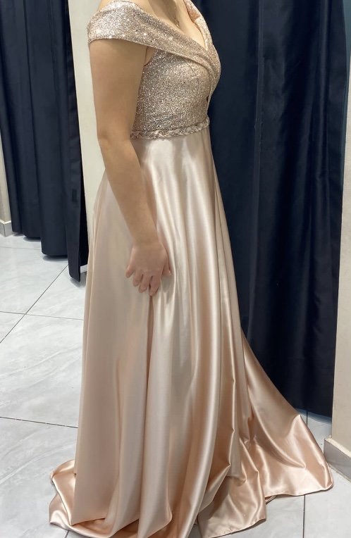 Abendkleid in Puderrosa/Gold 