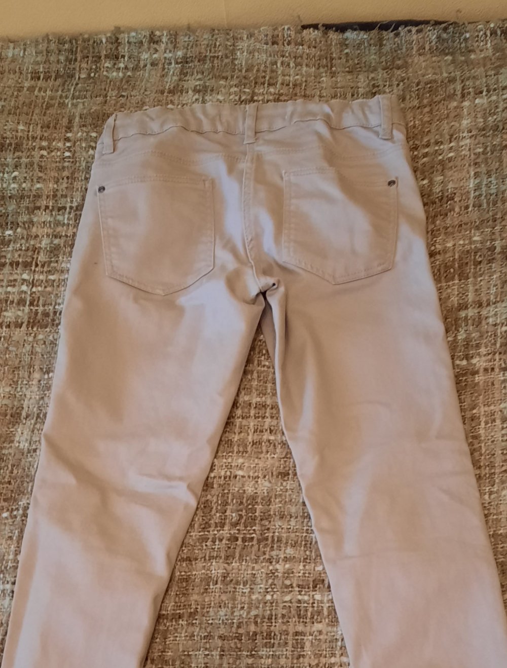 graue Jeans; 5€