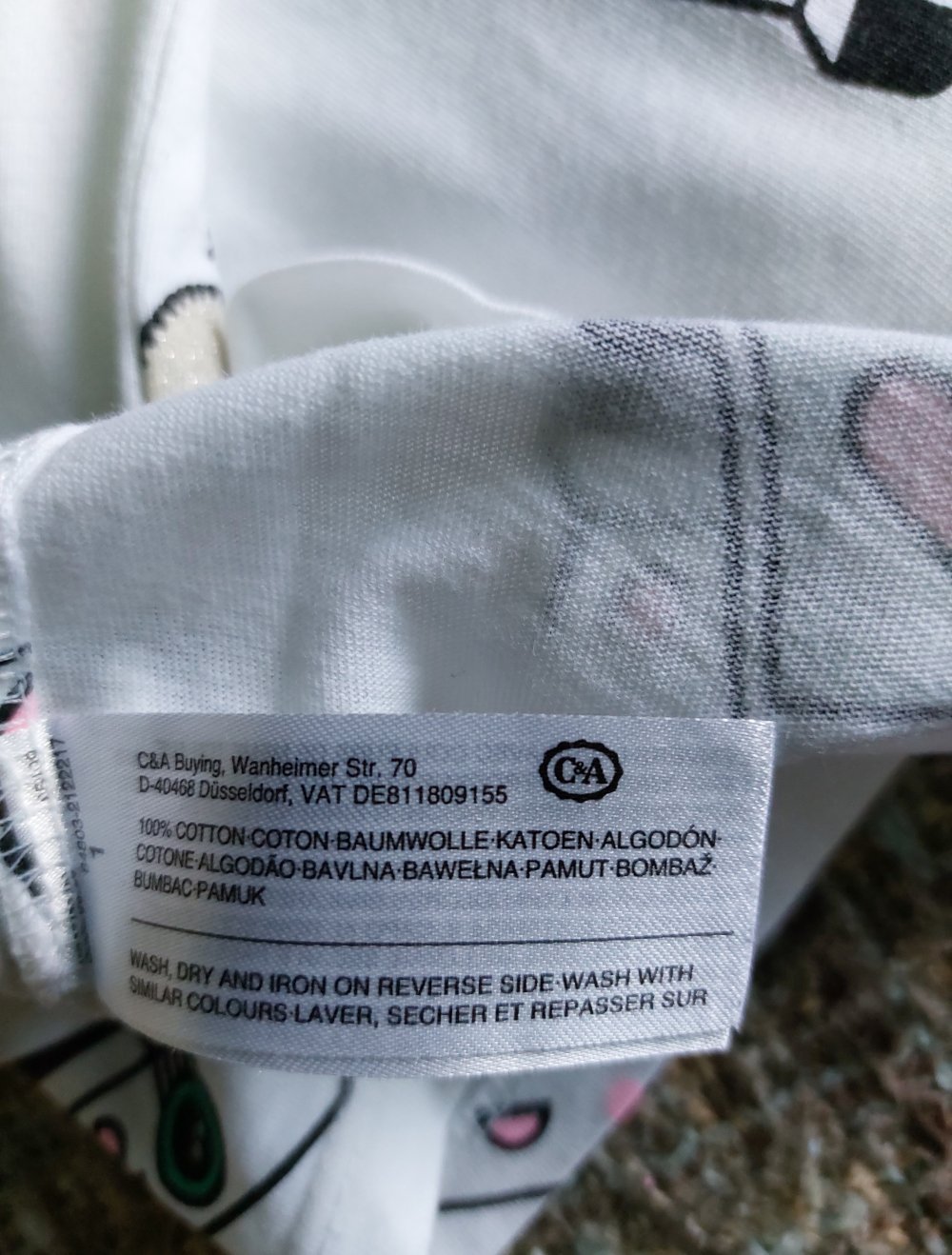 weißes T-Shirt, 4€