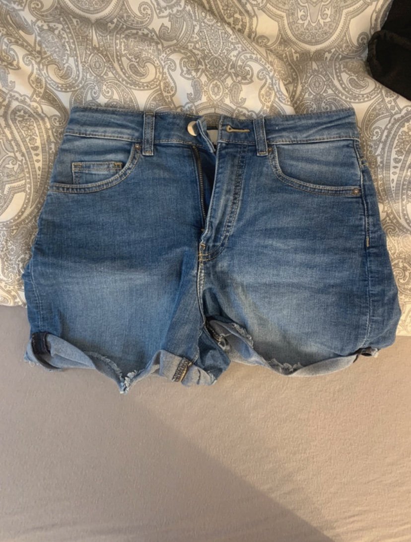 Kurze Blaue Hose