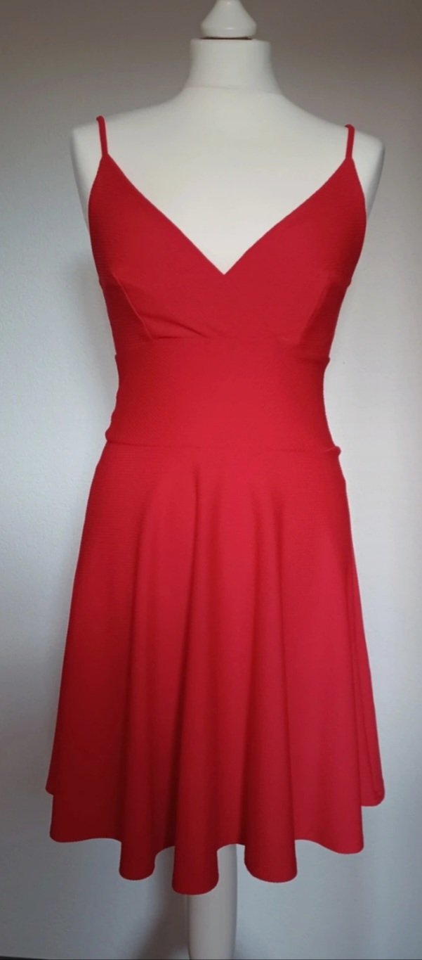 Sexy ROTES Trägerkleid - Gr. M