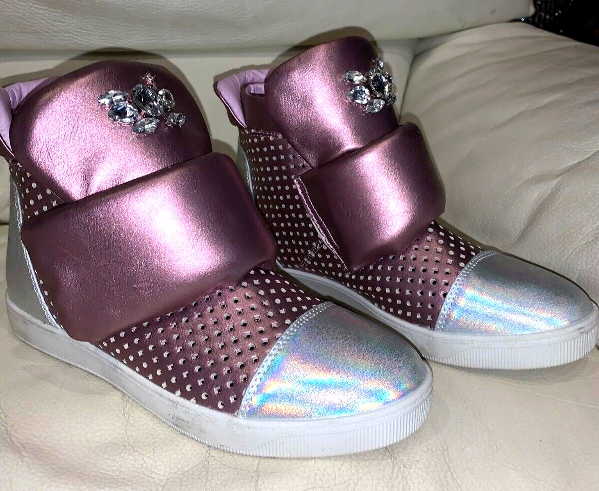 Tolle Boots Stiefelleten Sneacker  in gr 38 Farbe Lila Silber  Kristalle Neu
