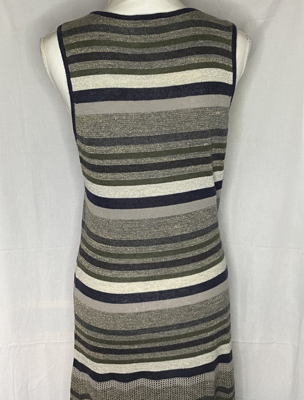 Grau Weiß gestreiftes Glitzer Strick Kleid
