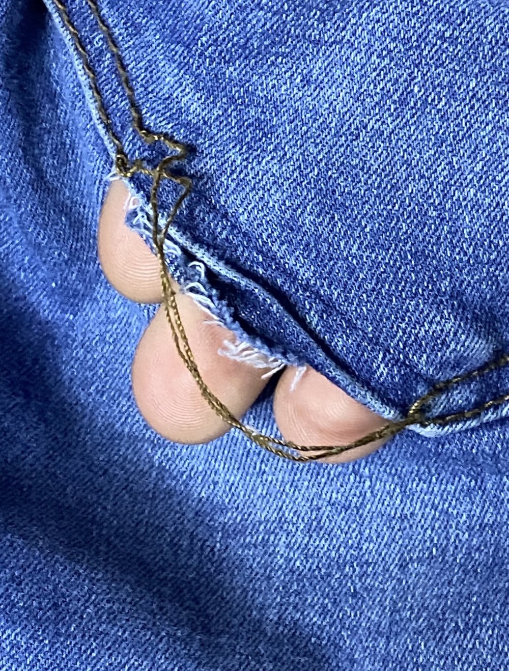 Blaue Röhren Jeans Hose