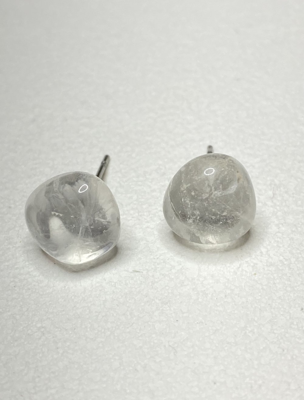 Kleine Bergkristall Ohrstecker