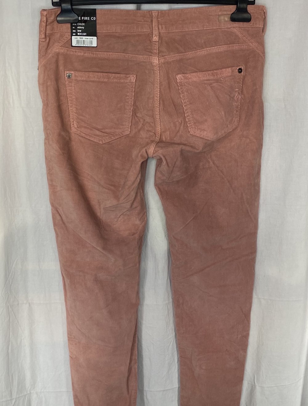Rosa Samt Cord Skinny Low Hose