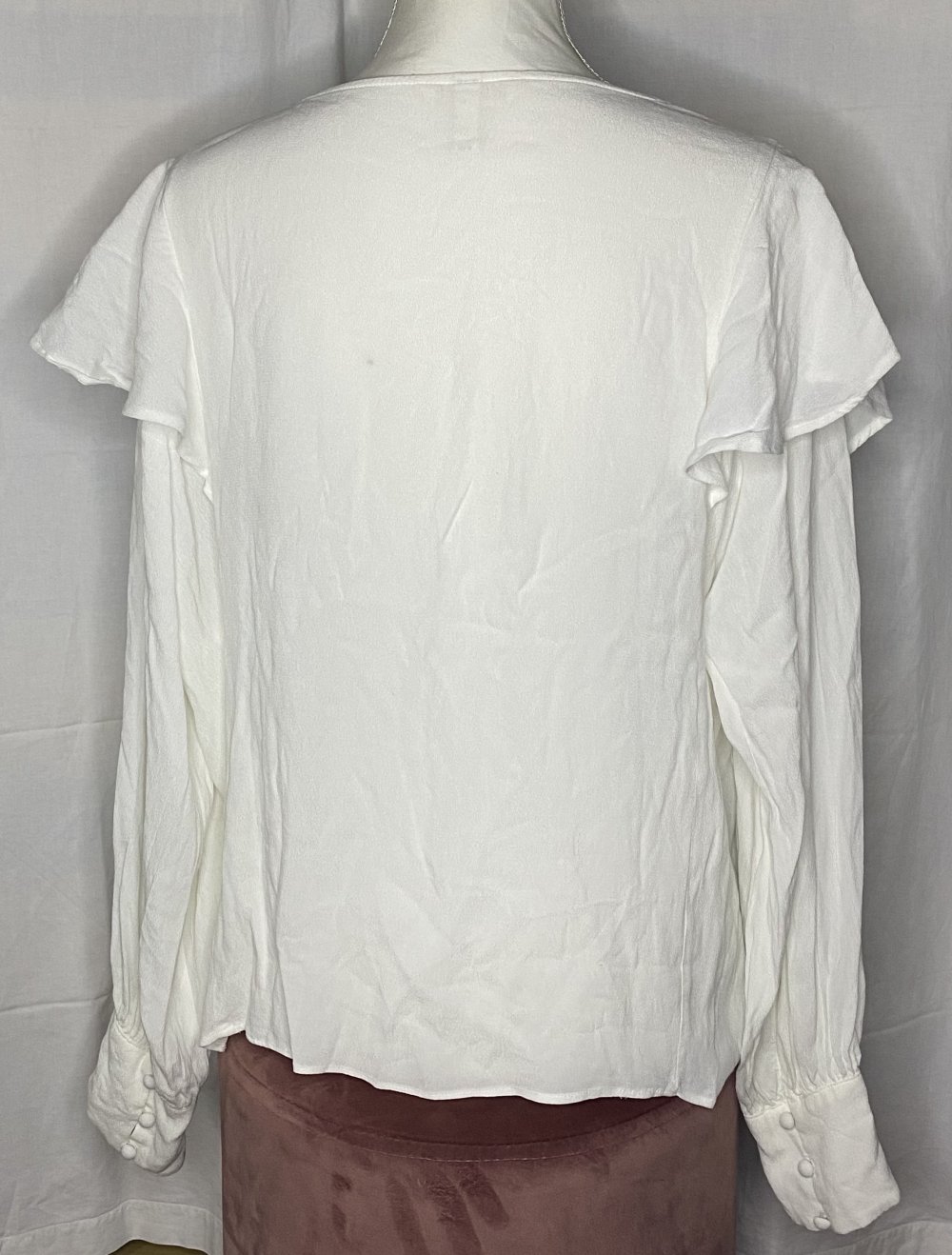Weiße Langarm Bluse mit Knopfleiste
