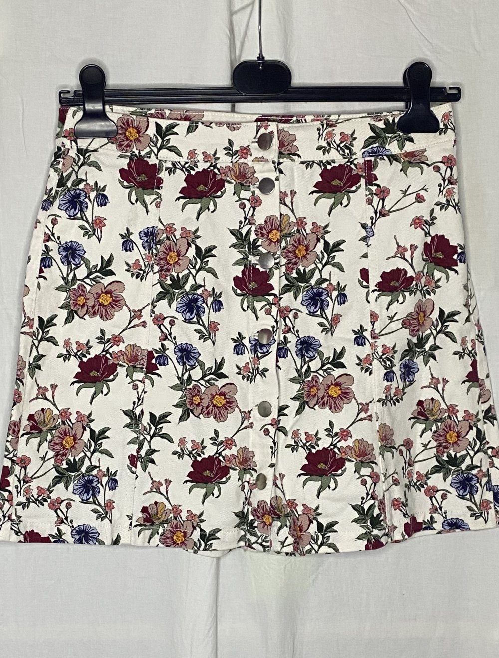 Weißer Trapez Denim High Waist Rock mit Blumen Muster & Knopfleiste