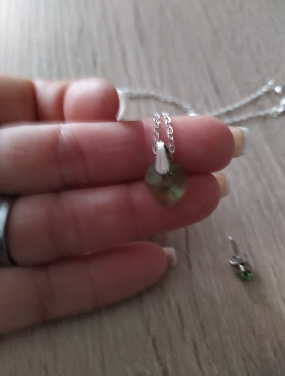 silberkette grüner herzstein passende ohrstecker