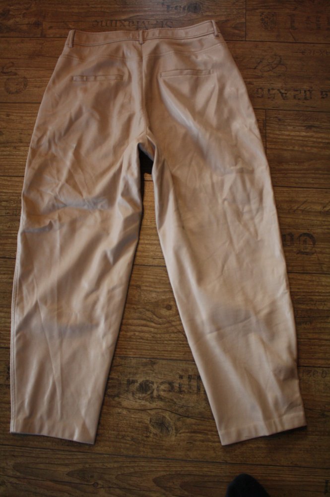 Creme beige Kunst Lederhose von Mango Karotte Mom L 40 beige creme butterweich 